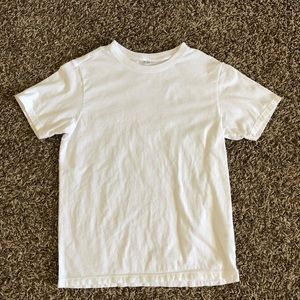 Uniqlo boy size 11-12 100% cotton t-shirts
